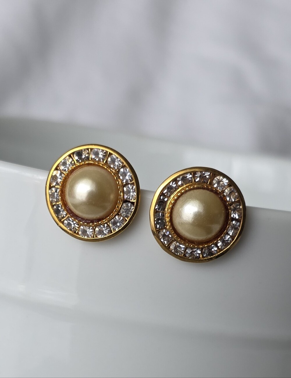 Vintage Gold Tone Rhinestone Round Dome Faux Pearl Earrings Clip On